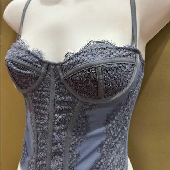 NWT Out From Under Urban Outfitters Corset Top Size S - Picture 4 of 6
